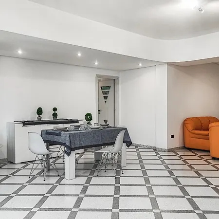 3 Bedroom Pet Friendly In *
