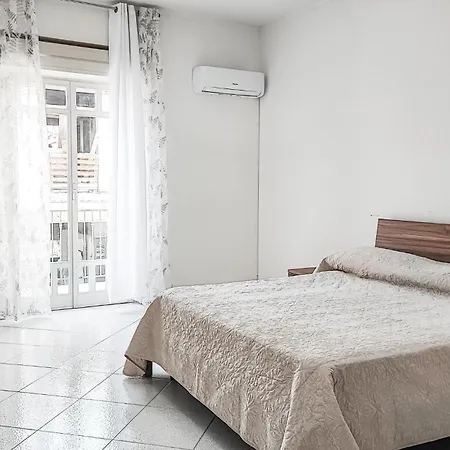 Appartement Lovely In *